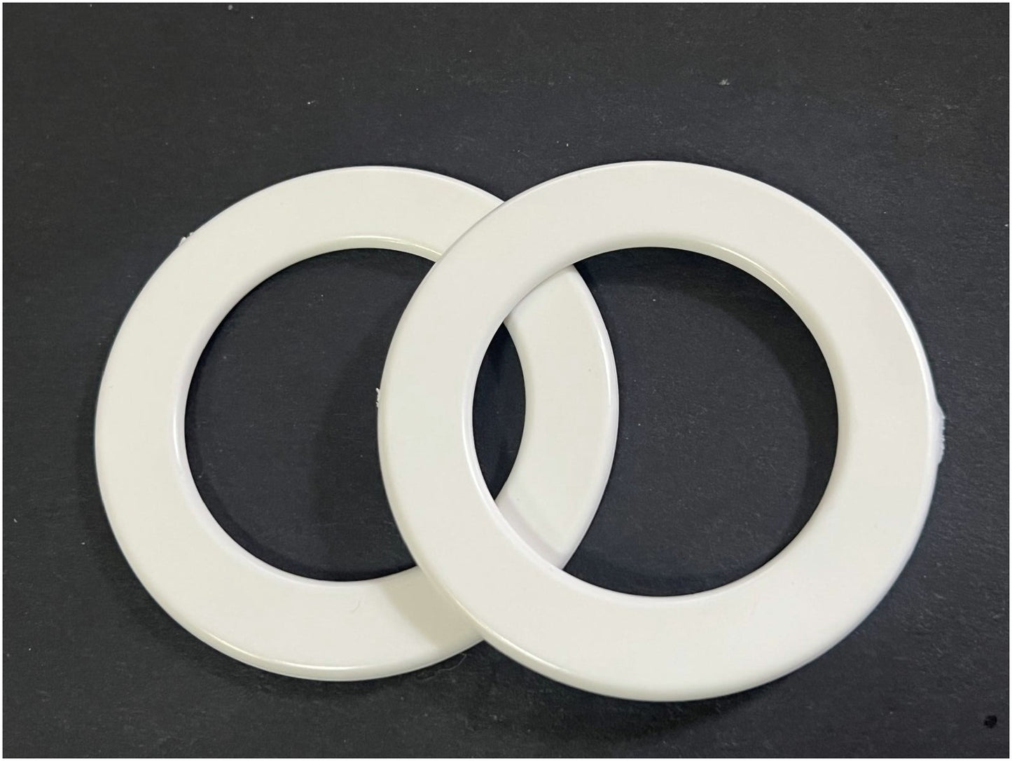 Anneau Blanc Plat Rond Couture Pour Maillots de Bains, Et Vetements