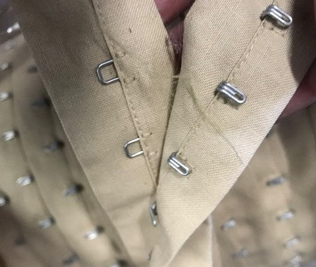 Bande Agrafes Beige Au Mètre En Tissu A Coudre, Pour Agrafages Corsets, Lingerie Et Loisirs Créatifs.
