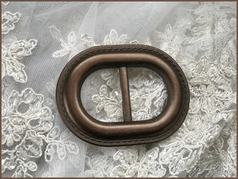 Boucle Ceinture Ronde Fantaisie Marron Bronze En 7 Cm A Coudre.