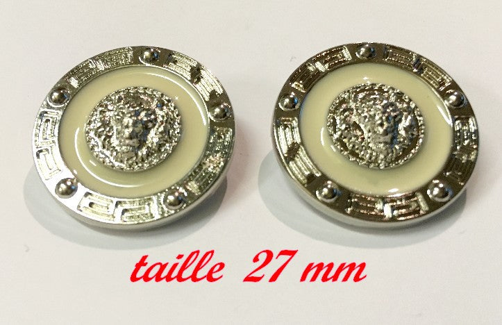 Bouton Argent Style " Versace " à coudre en taille 27 mm