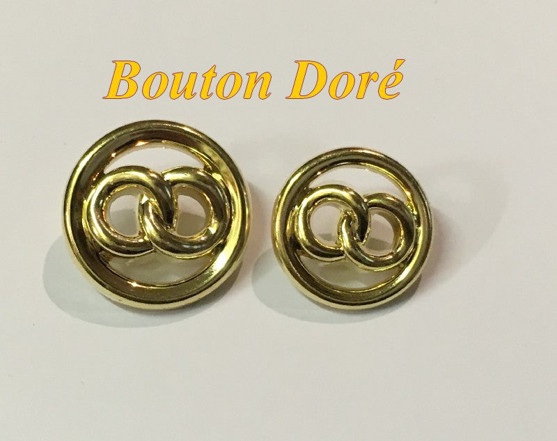 Gold Button With 2 Interlaced Circles In Size 18 mm And 22 mm Shank, To Sew