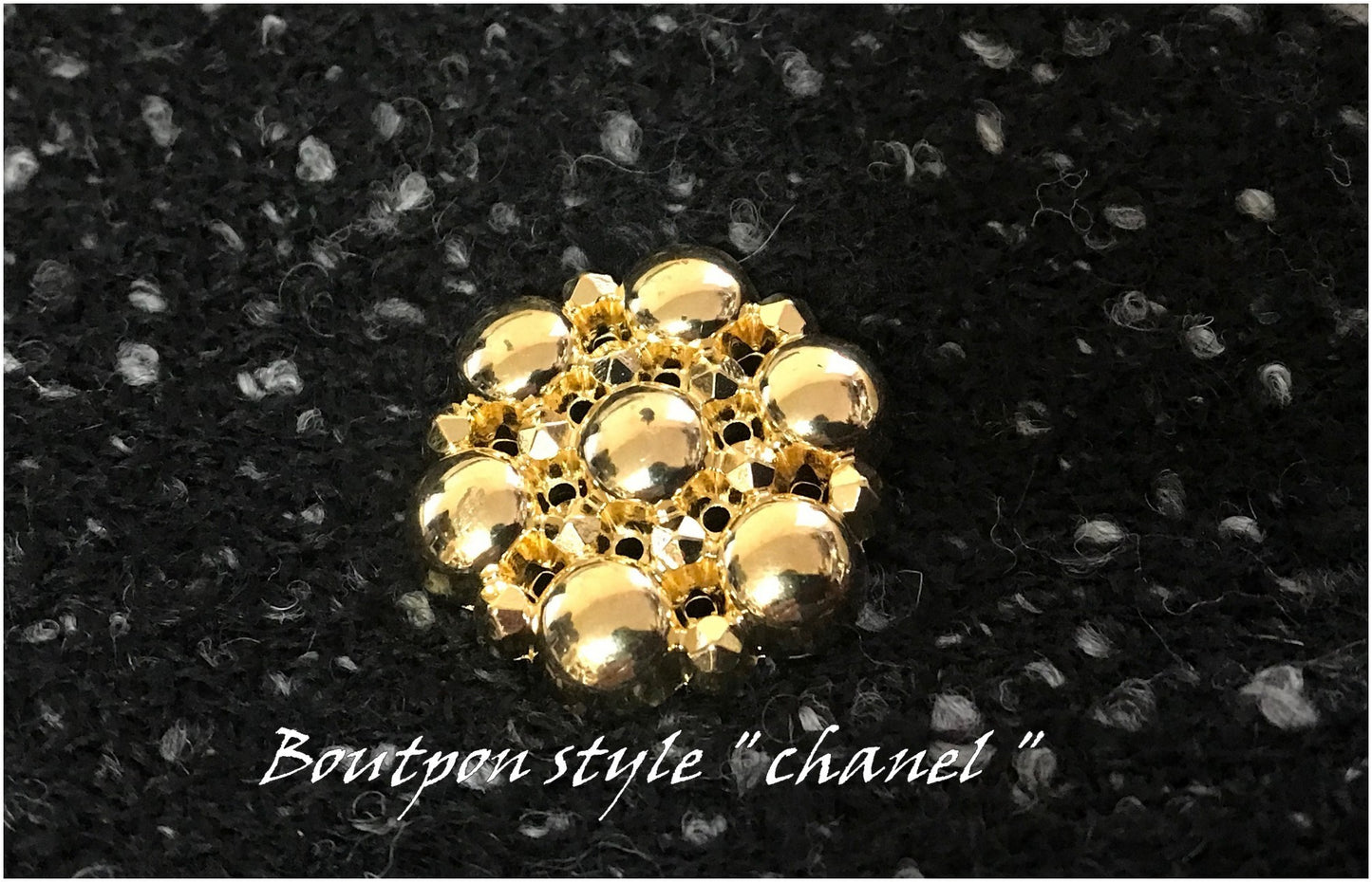 Bouton Doré Style Chanel en taille 30 mm Couture.