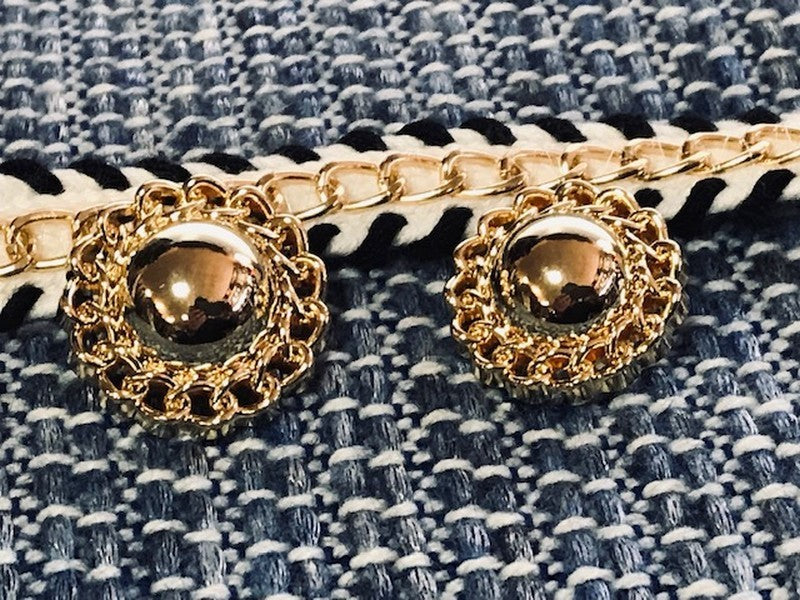 Bouton Doré Style 'CHANEL' pour Sublimer vos Créations de Haute Couture"
