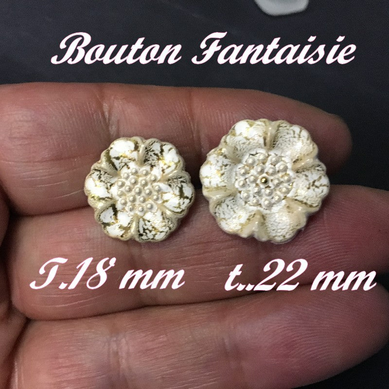 Gold and White Fancy Button in Size 18 mm and 22 mm with Shank for Sewing on Shirtmakers and Tailors