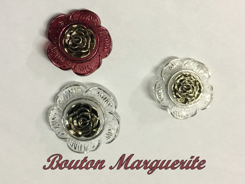 Daisy Button For Sewing Transparent Interior Silver Flower In Size 22mm And 25mm For Customizations.