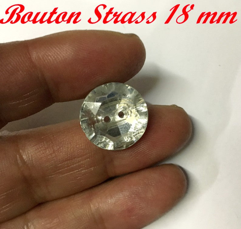 Bouton Strass 2 Trous A Coudre En Taille 18 mm Pour Customisations Et Décorations.