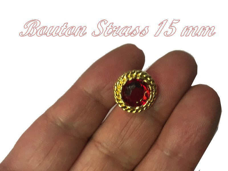 Bouton Strass Rouge A Facette en Taille 15 mm Cerlé Doré Or à Coudre.