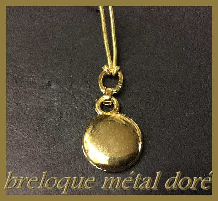 Colgante de rondel de metal dorado para personalizar collares y manualidades.