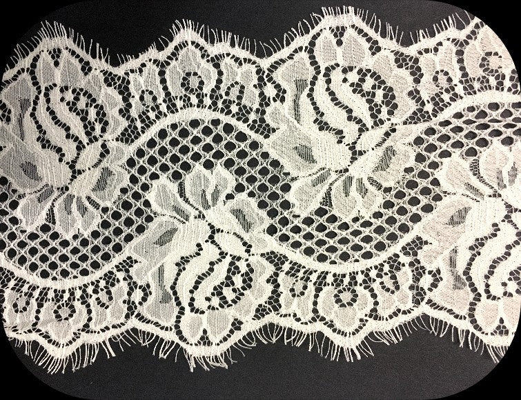 Dentelle Chantilly Au Mètre De Largeur 18 Cm Blanche, Pour Mariage Et Lingerie De Luxe.