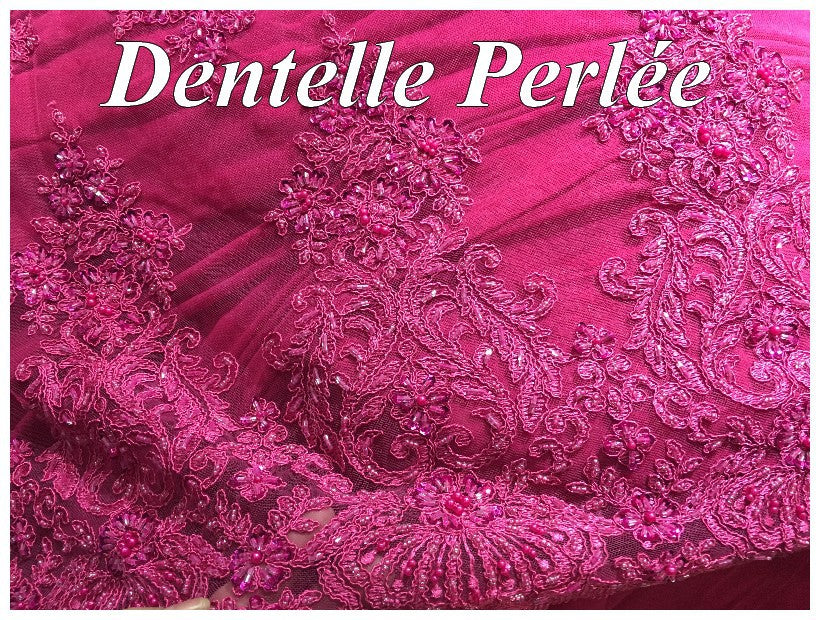 Dentelle Perlée En Grande Largeur Fuschia , Pour Robes De Cerémonie, Bustier Et Lingerie De Luxe.