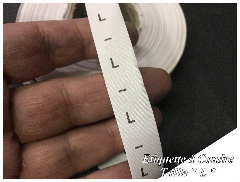 Etiquette De Vêtements Taille " L " Par 1000 Pièces A Coudre De Composition Textile , Contexture Pour Confection.