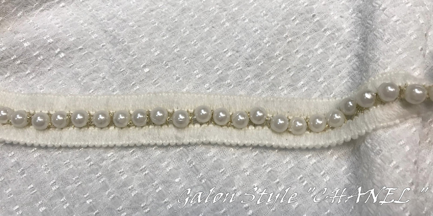 Chanel Style Braid in Ecru by the Meter Decorated with Cultured Pearls, Wool Braid Between Two