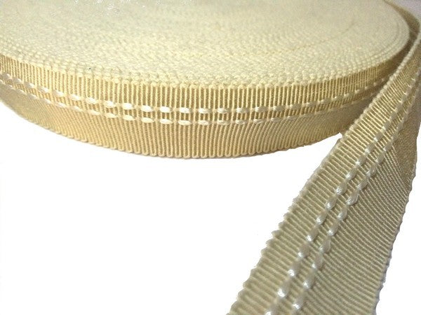 2 cm Grosgrain Fancy Ecru for Creative Hobbies.