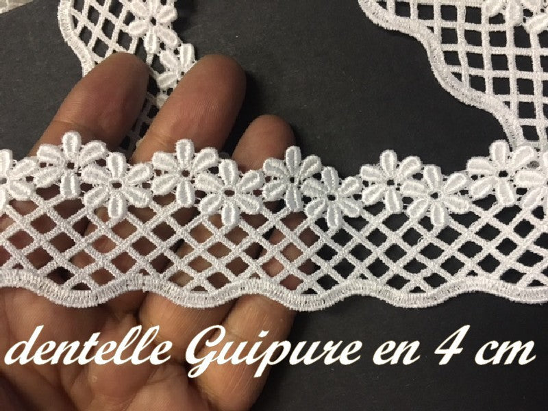 Guipur de margaritas blancas de 4 cm, para coser para pasatiempos creativos y personalizaciones.