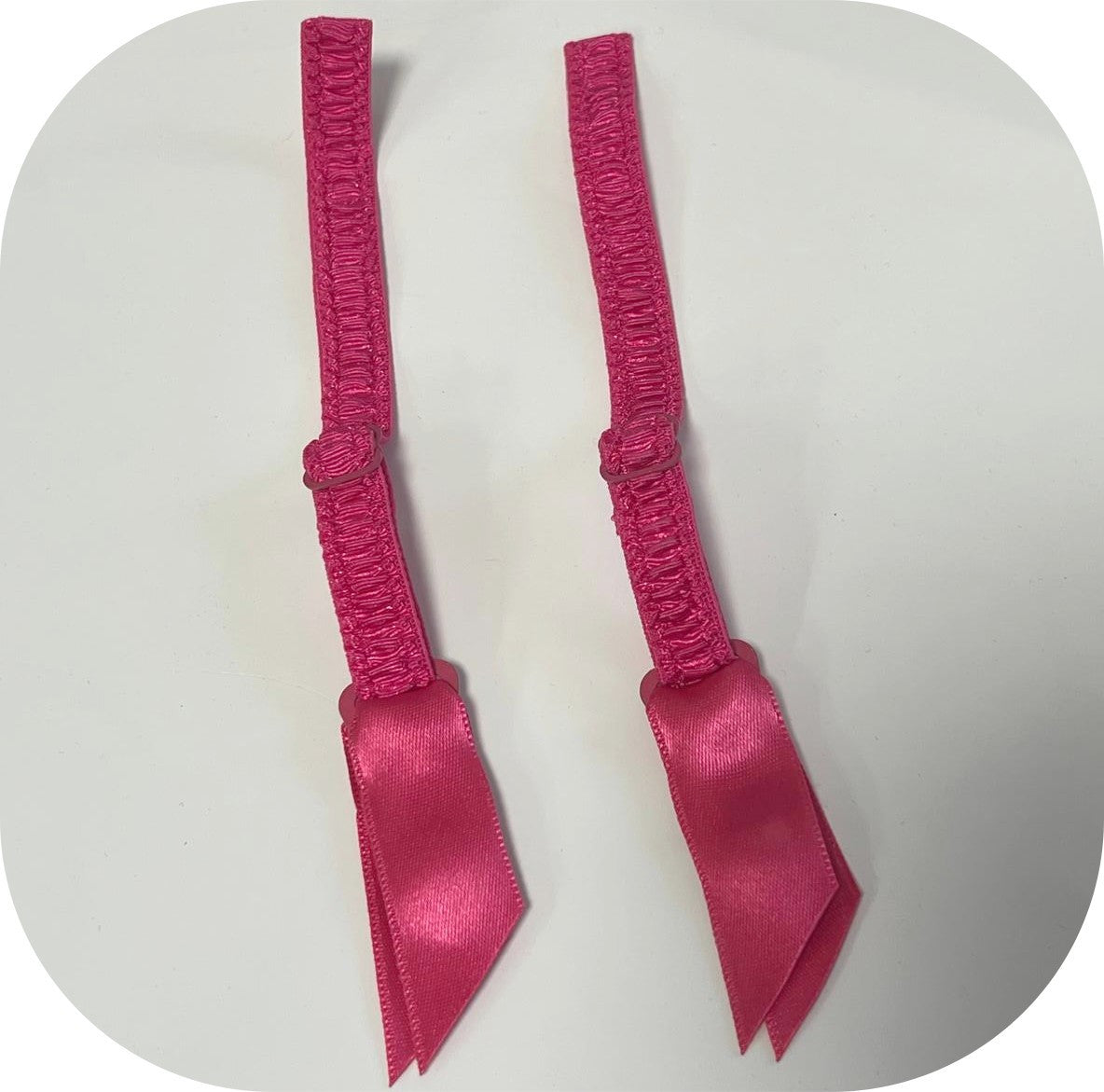 Jarretelles Fuschia Pour Lingerie Féminine. vendu par lot de 4 pièces