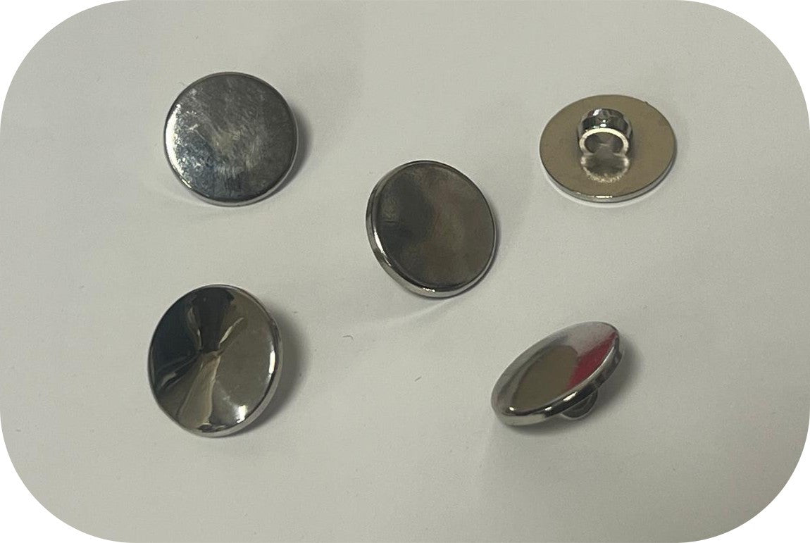 Lot de 5 boutons argentés à queue – Diamètre 15 mm – Idéal couture et habillement