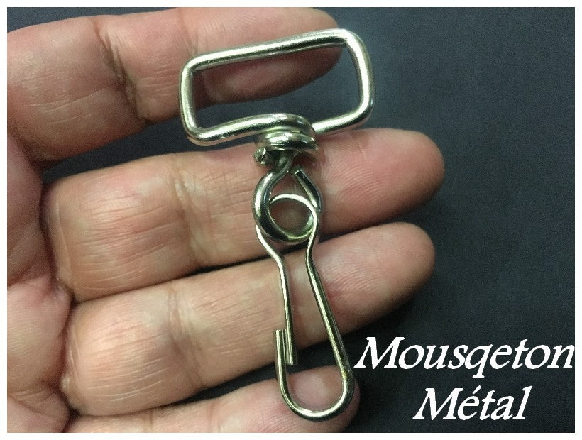 6cm Silver Metal Swivel Carabiner Clasp for Leather Goods and Clothing
