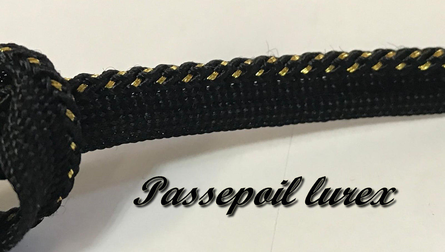 Black piping decorated with gold thread by the meter: Elegance and versatility in a palette of colors for neat finishes.