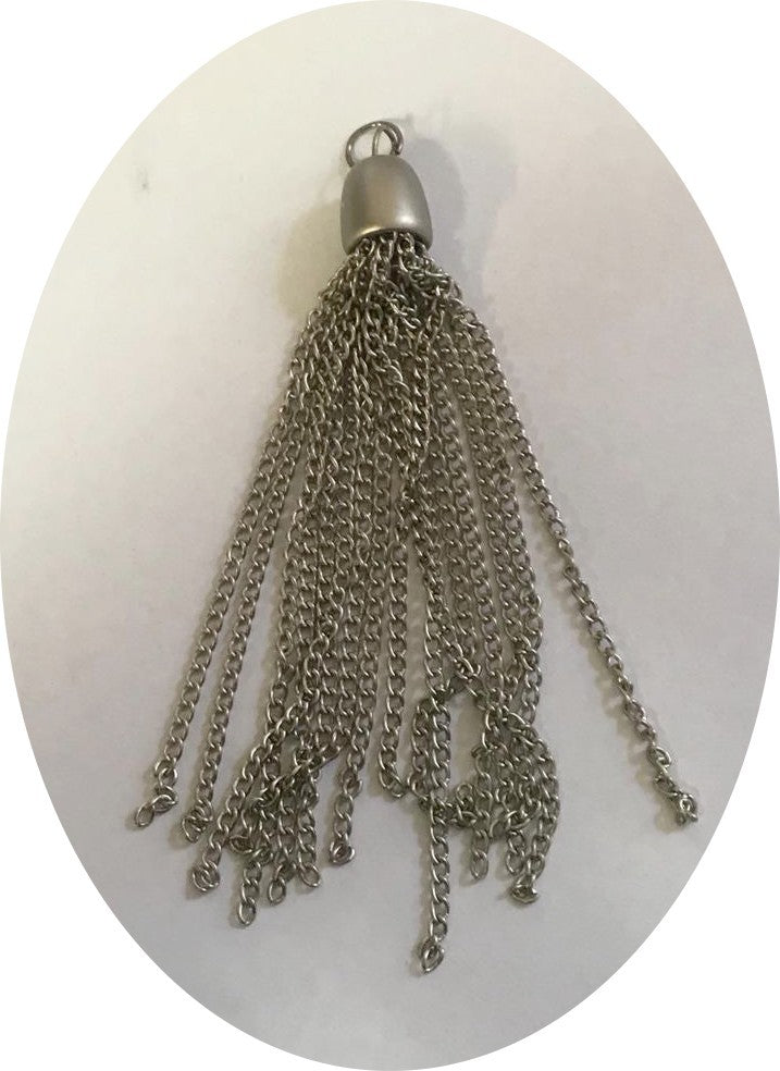 "Pompons en Métal Argent En 10 cm: L'Éclat Brillant pour Vos Créations"