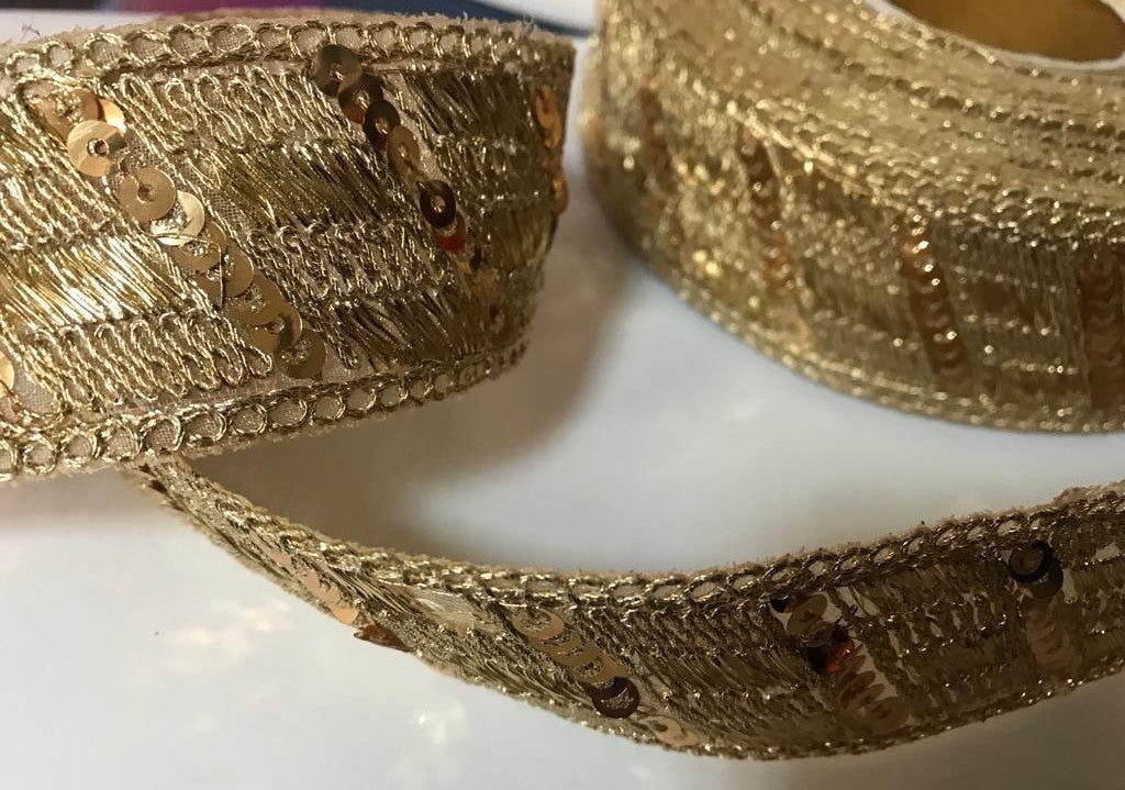 Ruban Brodé Doré OR orné de Sequins doré Pour Décorations Caftans Ceintures Et Customisations.