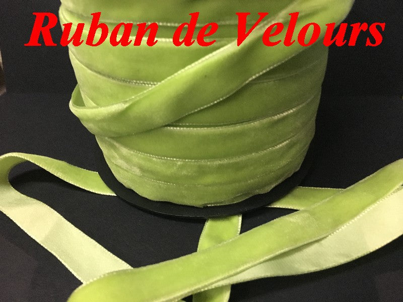 Ruban De Velours en 16 mm Couleur Vert Anis Pour vetements et Loisirs Créatifs