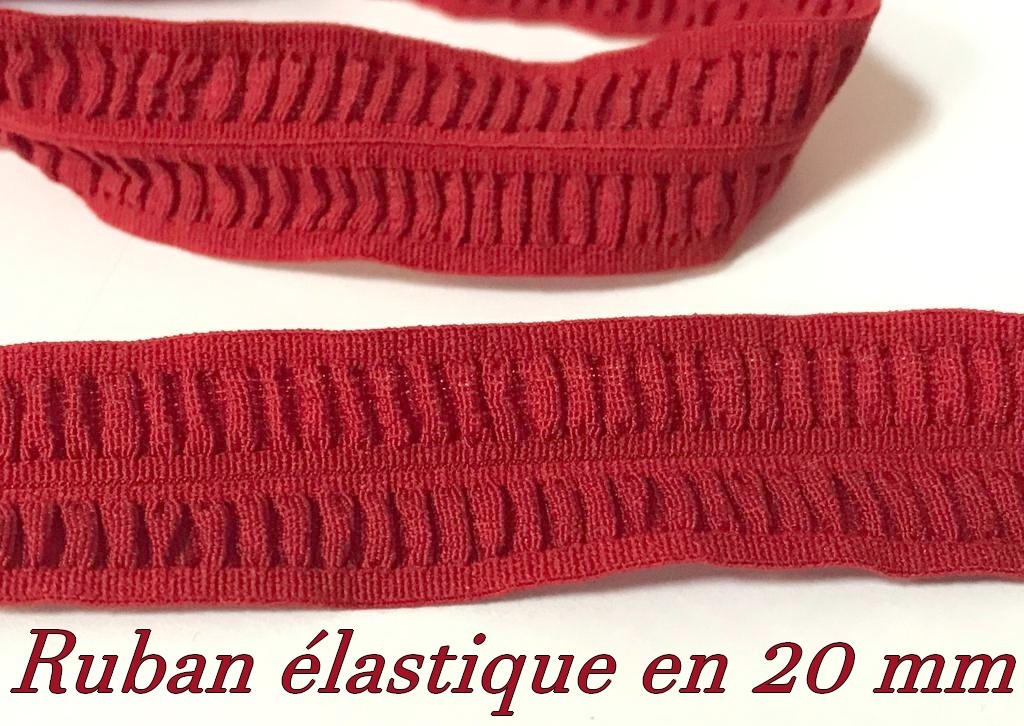 Cinta elástica roja arrugada de 20 mm de Hermes para lencería: Elegancia para tu lencería.