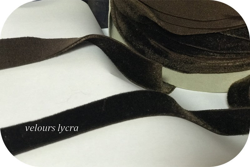 Ruban Velours Lycra élastique en 16 mm Marron choco Au mètre Pour Lingerie Customisations.