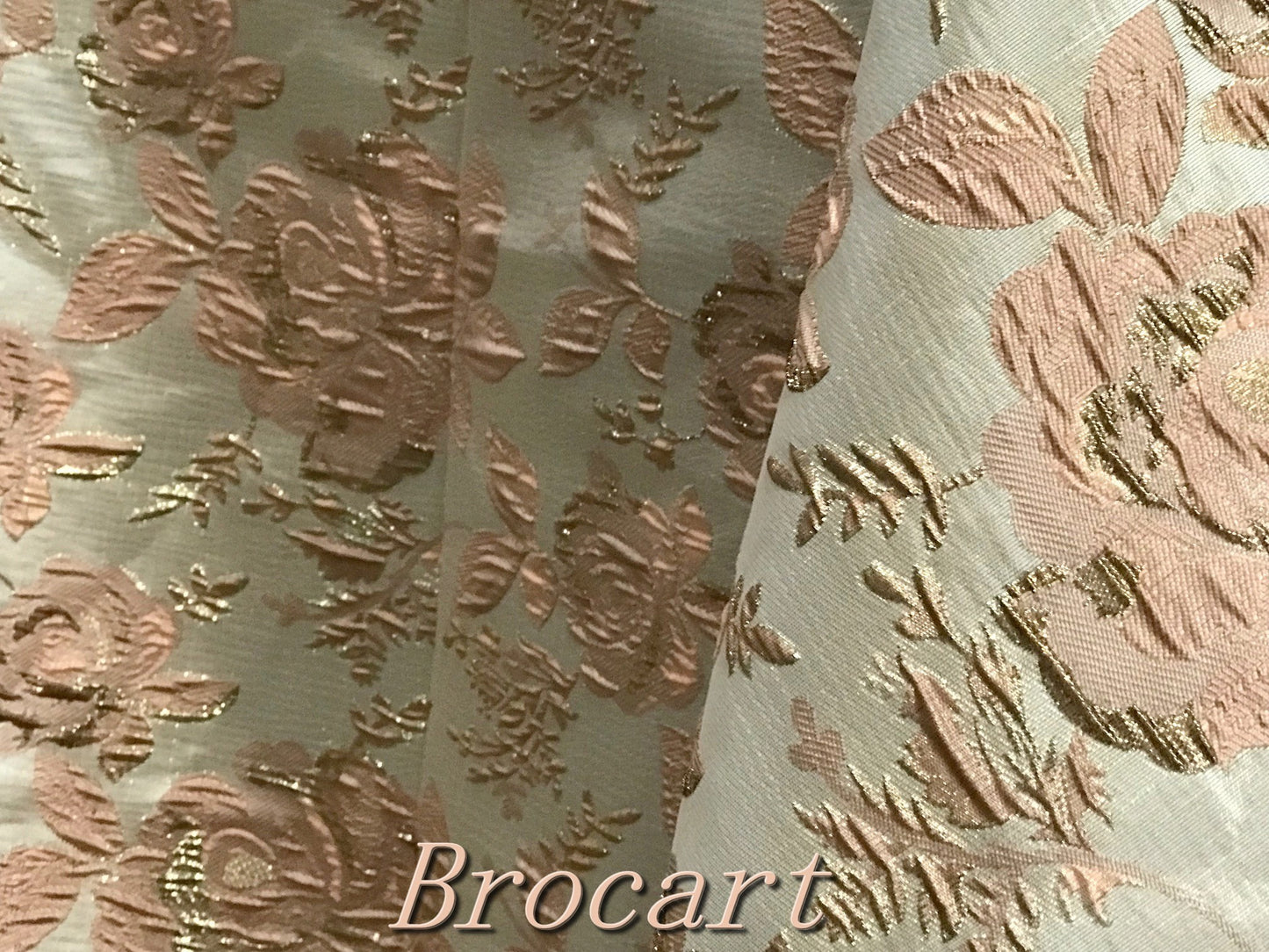 Tissu brocart saumon: pour des créations d'exception