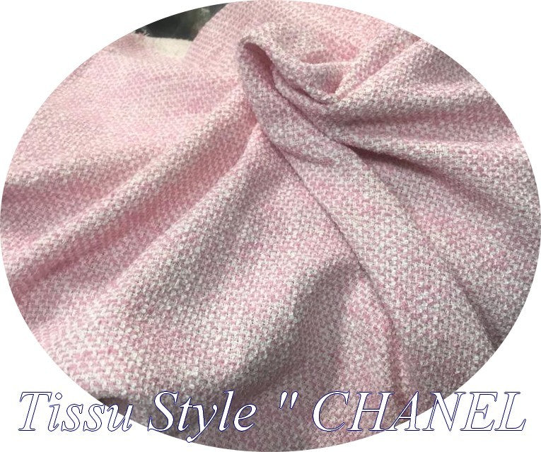 Tissu Style "Chanel" Tweed Rose Au Mètre Haute Couture.
