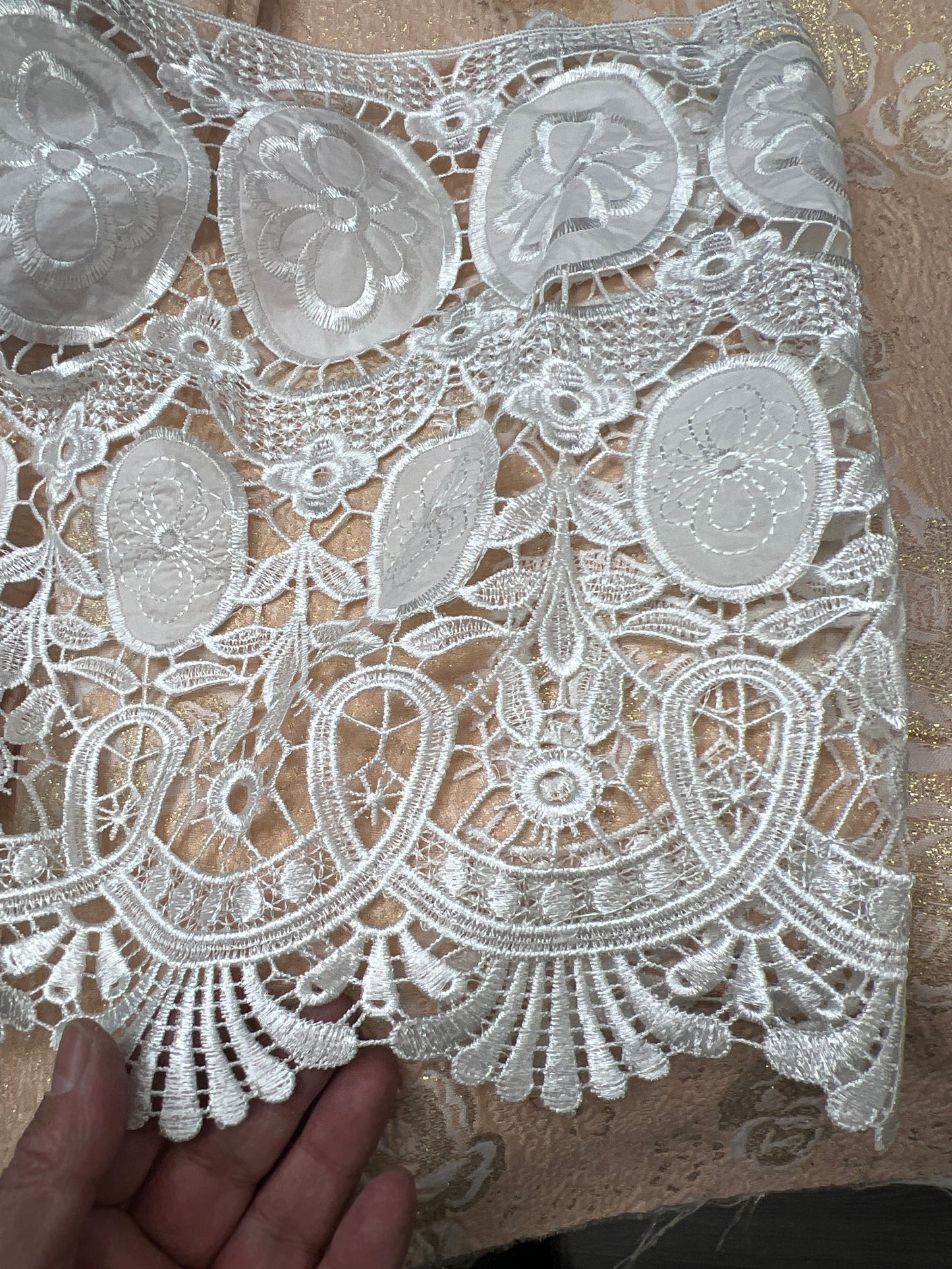 Guipure blanche 40 cm