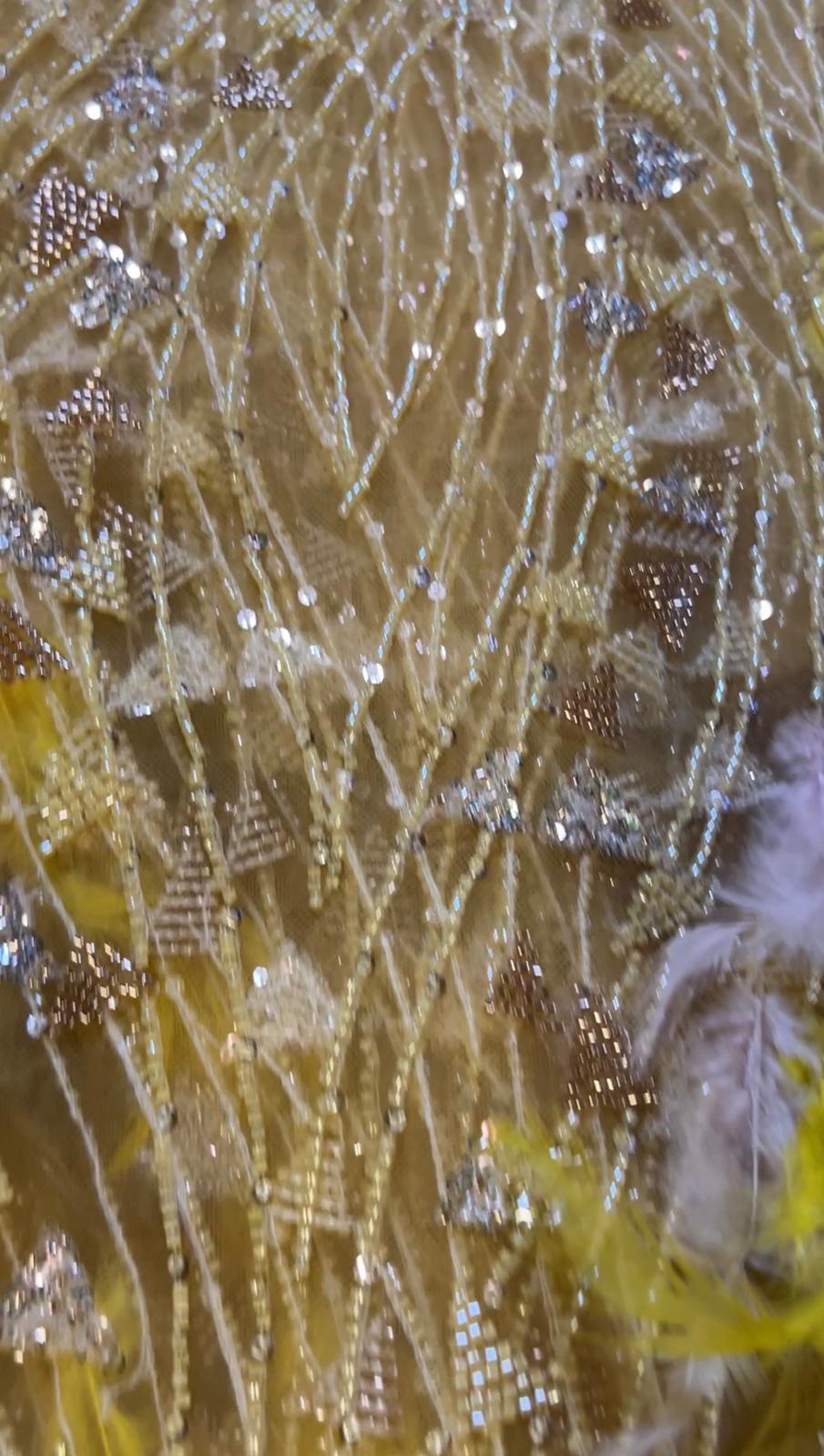 Tissu Haute Couture Plumes & Perles Doré