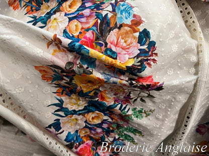 Tissu Broderie Anglaise Fleurie 100% Coton