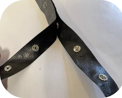 Bande Pression Simili Cuir Noir 20mm - Pressions Argentées - Vendu au Mètre