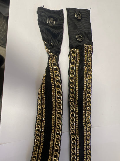 Galin chaîne doré Ferme en pressions noir et or 38 mm – 68 cm