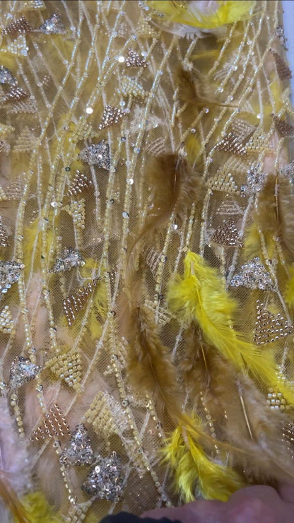 Tissu Haute Couture Plumes & Perles Doré