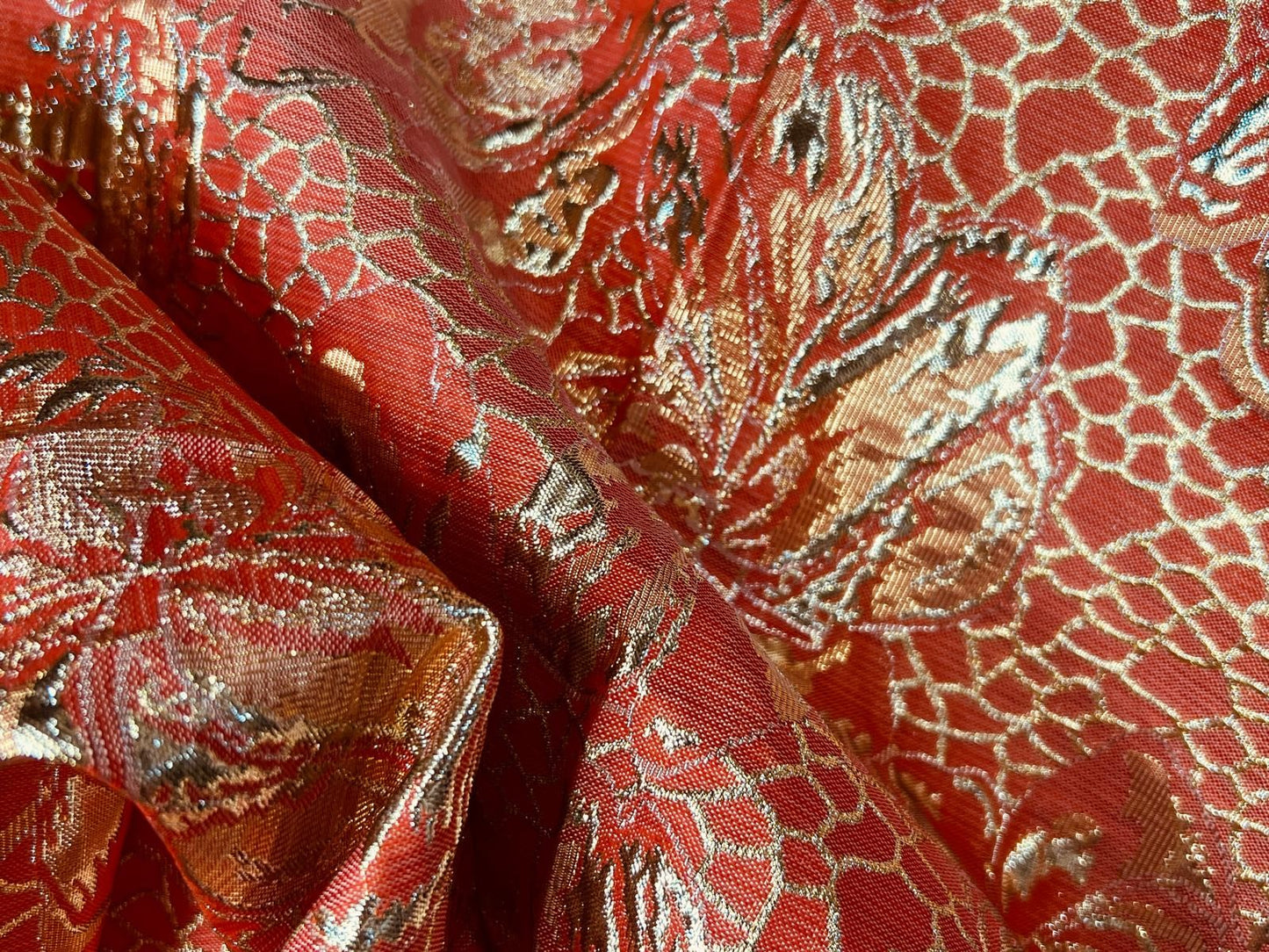 Brocart Jacquard Rouge et Or – Double Face – Haute Couture 145cm
