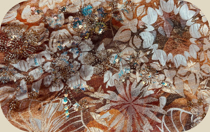 Brocart Perlé Cuivré et Or – Broderies Perles & Sequins – Haute Couture 145cm