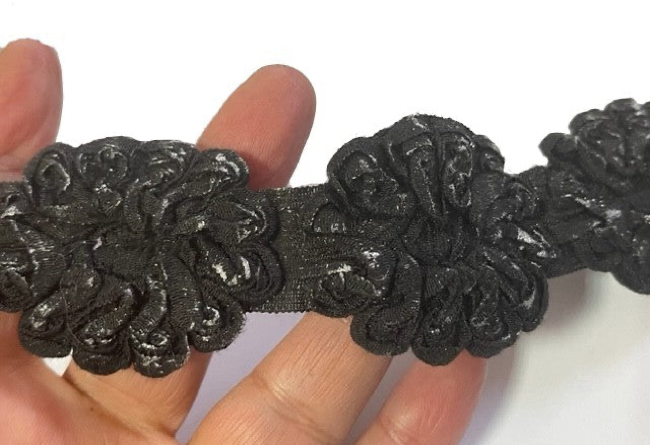 Flower braid by the meter with silver highlights - Syage braid