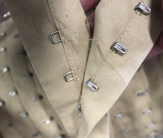 Bande Agrafes Beige Au Mètre  En Tissu A Coudre, Pour Agrafages Corsets, Lingerie Et Loisirs Créatifs.