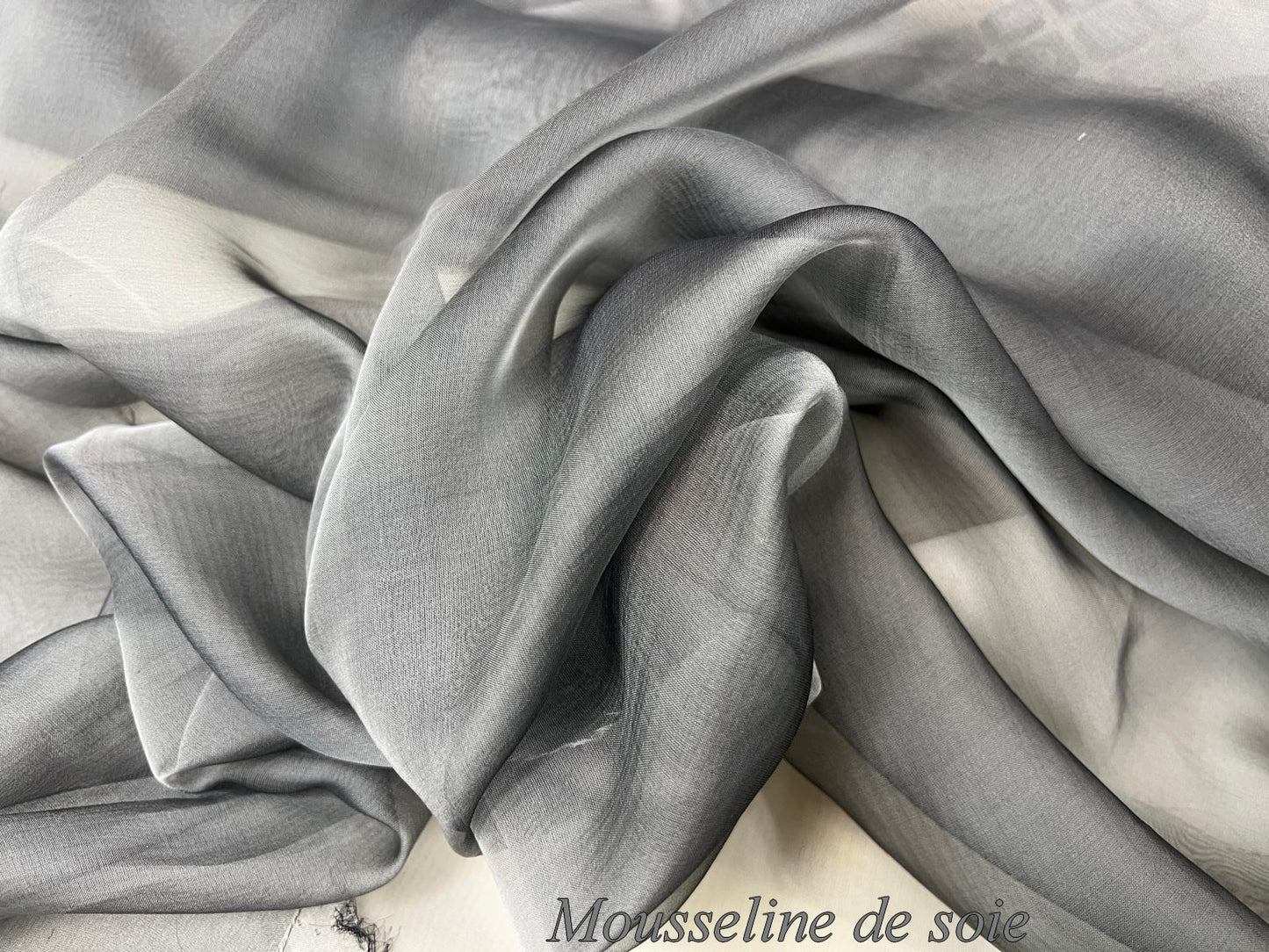 Mousseline de Soie Changeante Gris et Noir 145 cm - Haute Couture