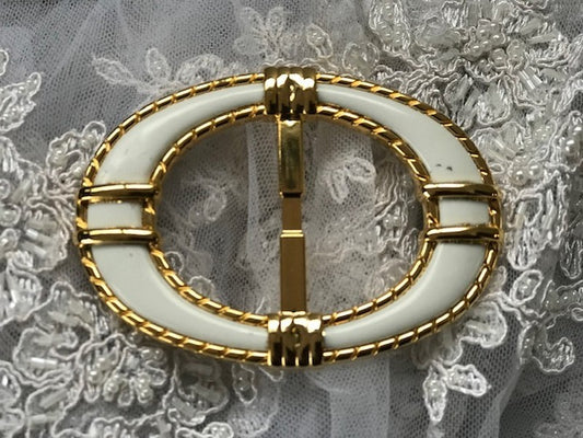 Boucle Ceinture Fantaisie blanche et Doré or Ronde En 9 Cm A Coudre.