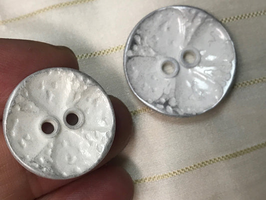 Bouton Couture Blanc A Effet Argenté en 22 mm Pour Customisations.