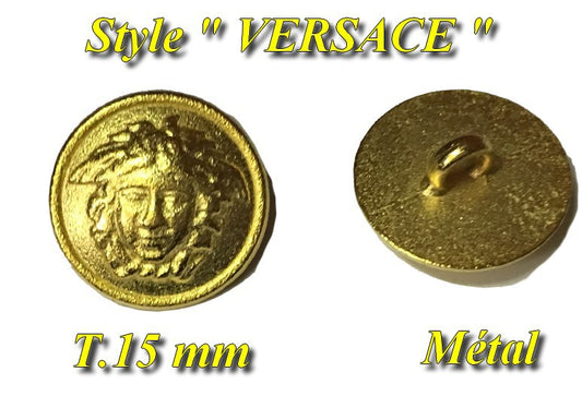 Bouton Doré , Motif Style Versace Medusa Tete En Taille 15 mm  Métal A Queue. Couture