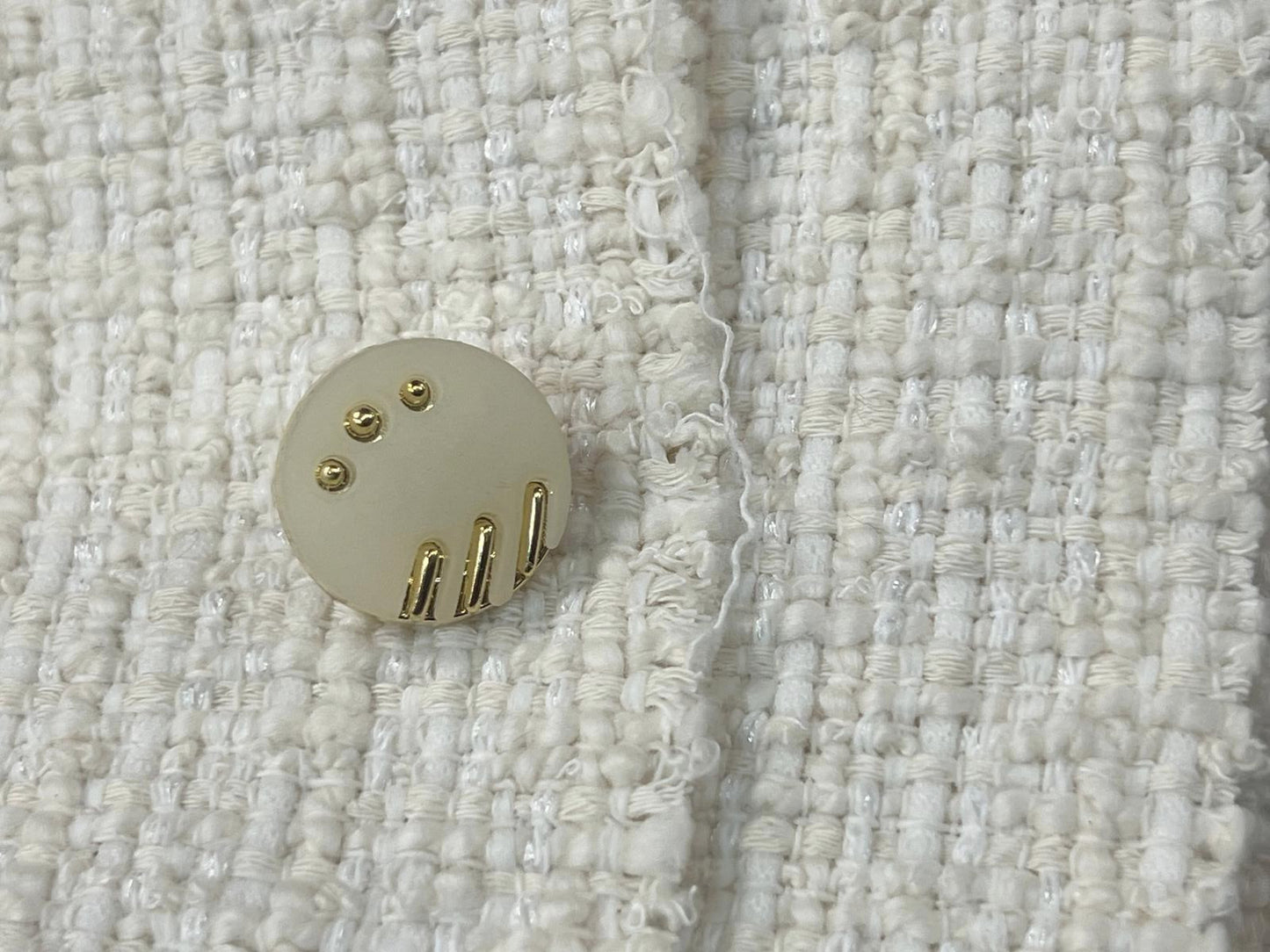 Chanel Style Gold Button on Pearly Background in 15 mm: Elegance and Refinement