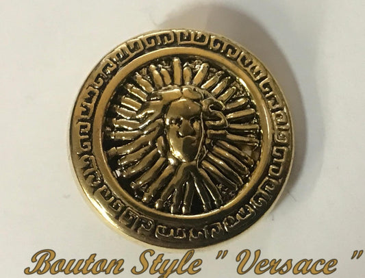 Bouton Doré Style " Versace " Couture.
