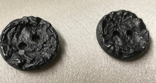 Grey Marbled Sew-on Button, size 18 mm.