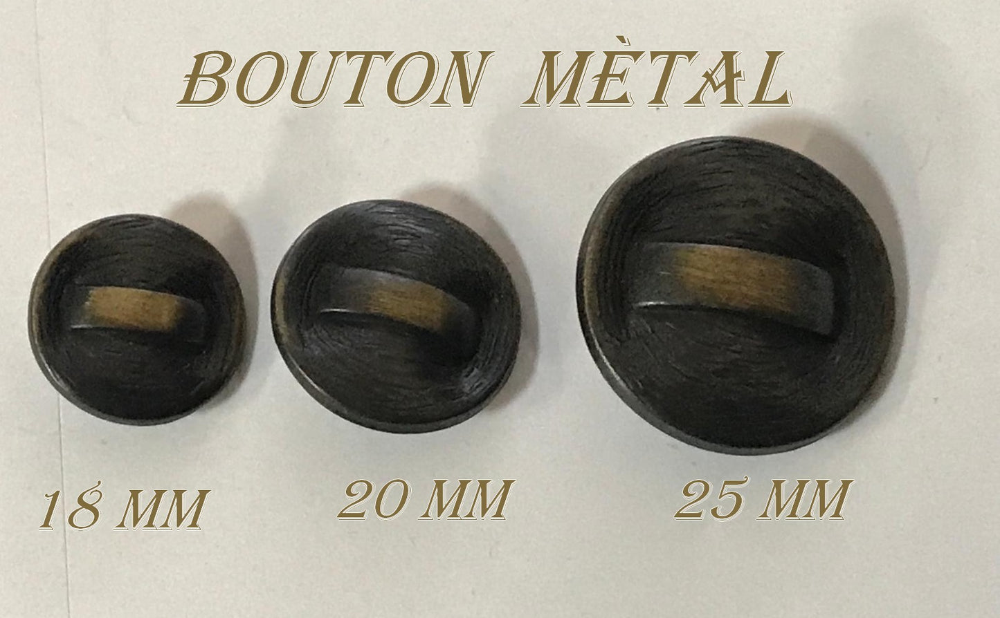"Bouton Métal Bronze Fantaisie : Élégance et Originalité pour vos Créations Couture"