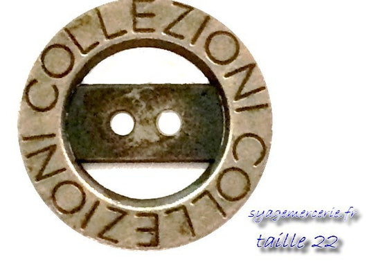 Aged Metal Button "Vintage Elegance: Explore the Possibilities with our Aged Silver Metal Buttons"