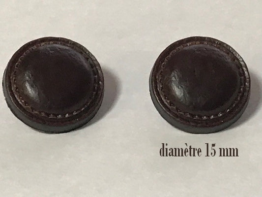Chocolate Brown Faux Leather Button, 15 mm diameter with Saddler Print for sewing