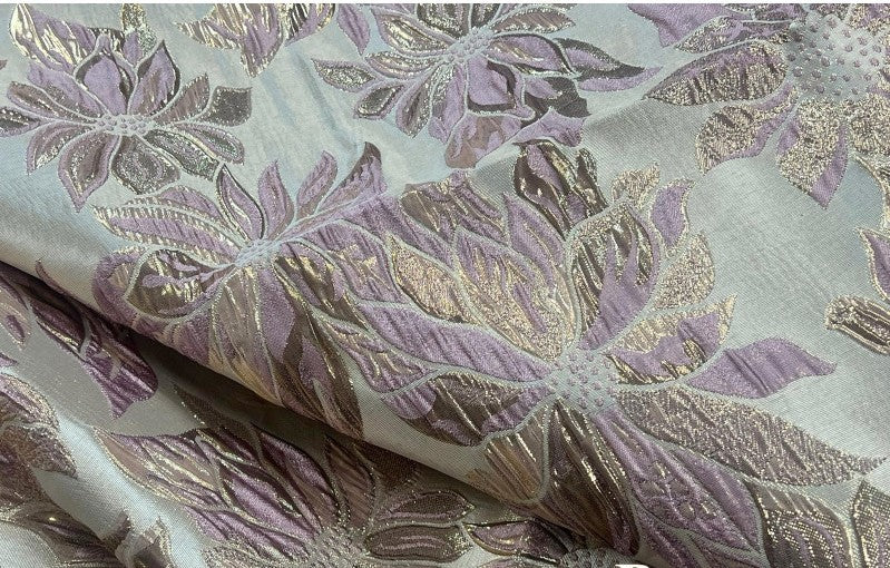 Brocade with Lilac and Gold Motifs: Elegance and Refinement